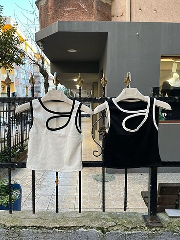 ASİMETRİK DEKOLTELİ TREND FİTİLLİ CROP