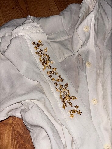 Zara VİNTAGE BOHEM İŞLEME DETAYLI GÖMLEK