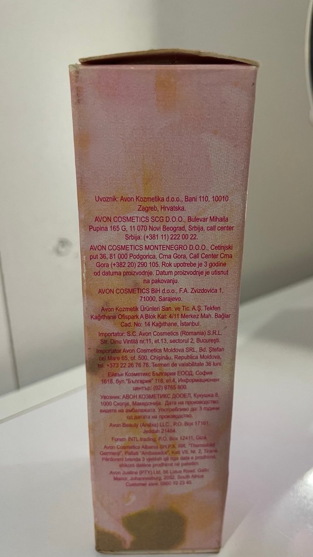 Avon Celebre Kadın Parfümü 50 ml - Görsel 3