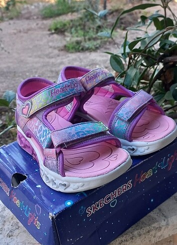 Skechers Skechers 31 numara sandalet