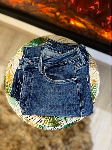 Mom Jean