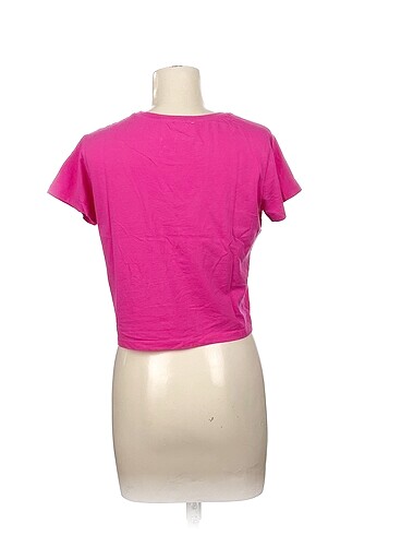 m Beden Aeropostale T-shirt %70 İndirimli.