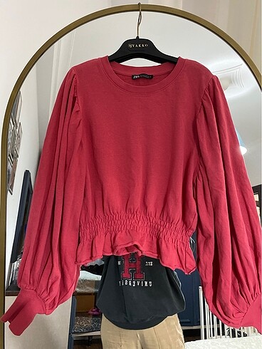 Zara sweat