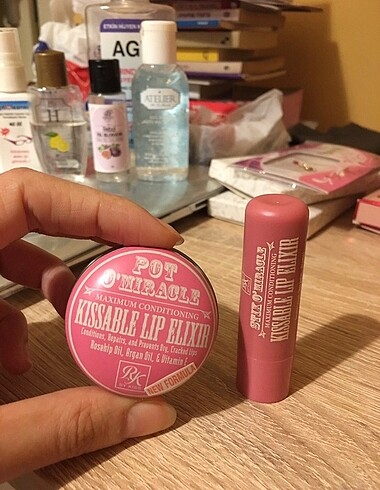 O miracle kissable pot dudak balmı