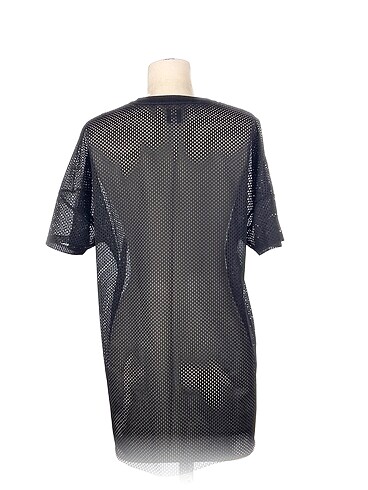 universal Beden Asos T-shirt %70 İndirimli.