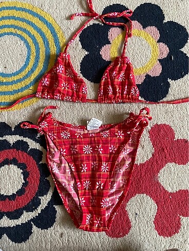 Bella hadid model y2k bikini