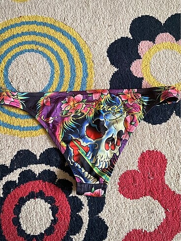 ed hardy bikini altı