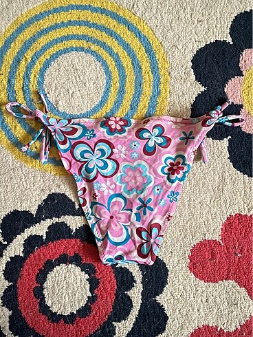 s Beden çiçek desenli ipli bikini altı