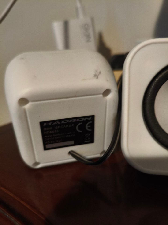 Beyaz Mini Masaüstü Müzik Sistemi Hoparlörleri - Görsel 2