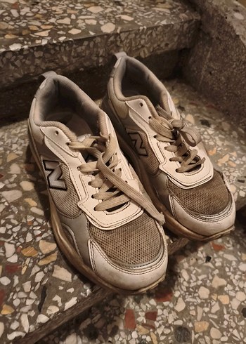 New Balance 39