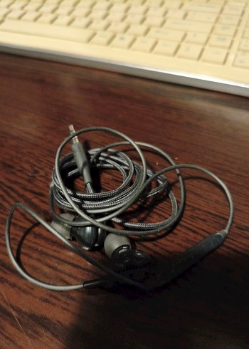 Gri Kablolu Kulak İçi Kulaklık - Görsel 2