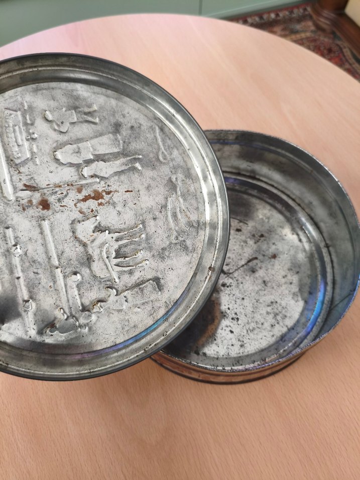 Renkli Yuvarlak Vintage Metal Kutu - Görsel 4