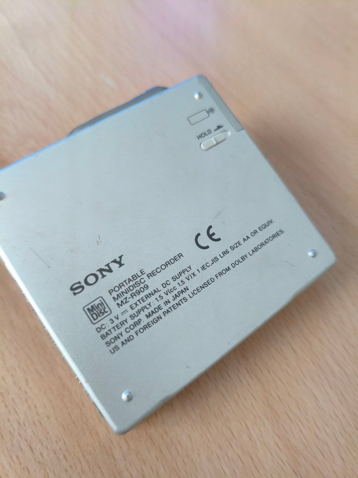 Sony Walkman MZ-R909 MiniDisc Çalar - Görsel 3