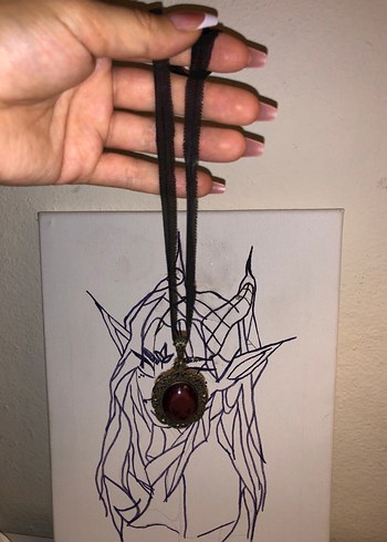 American Vintage Bordo Uzun Zincir Detaylı Gotik Kolye