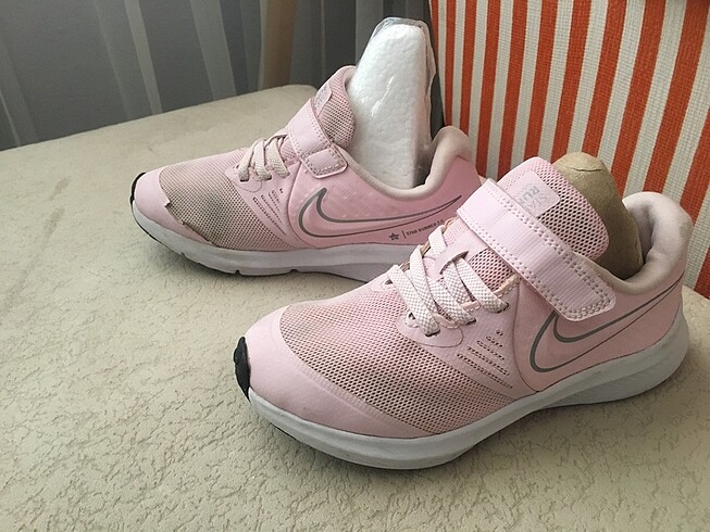 Nike Kız Çocuk Spor Ayakkabı