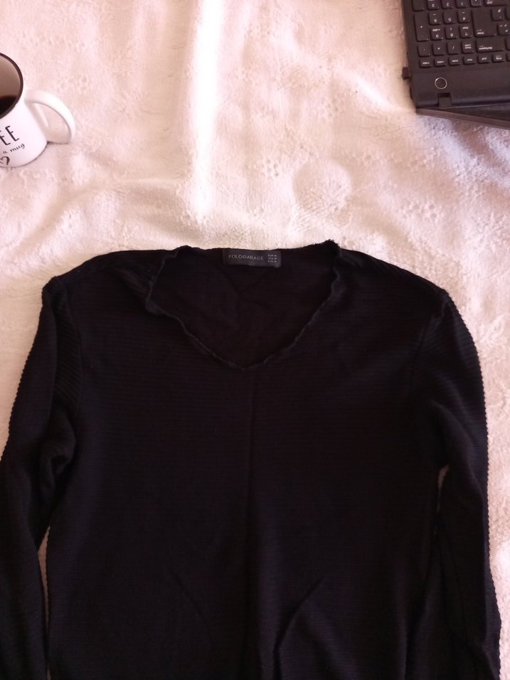 Siyah V Yaka Erkek Triko - Görsel 3