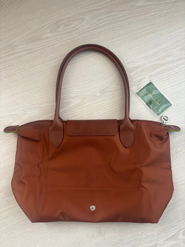 Longchamp marka Deri Fermuarlı Kadın Çantası Bej - Görsel 2