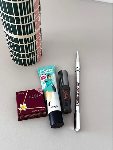 Benefit Benefit Set