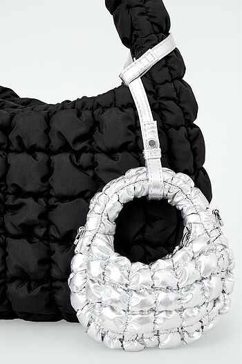 COS QUILTED NANO ÇAPRAZ ÇANTA