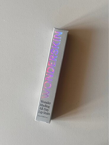 Beden Wonderskin Dudak Parlaticisi