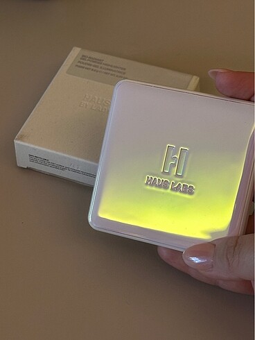 Sephora Haus Labs Moonstone Highlighter
