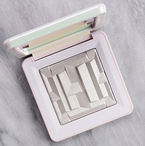 Beden Renk Haus Labs Moonstone Highlighter