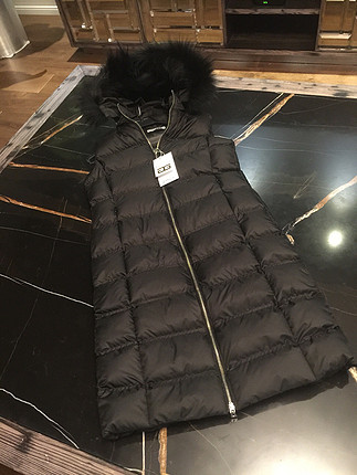 Zara #zara#mango#ipekevi#invee#aker#armine#şal#eşarp#vakko#yelek