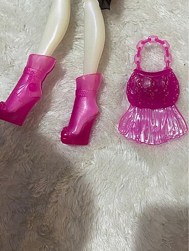 Beden Monster high