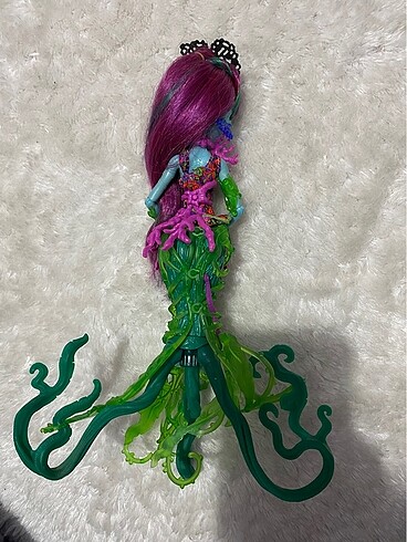 Beden Monster high