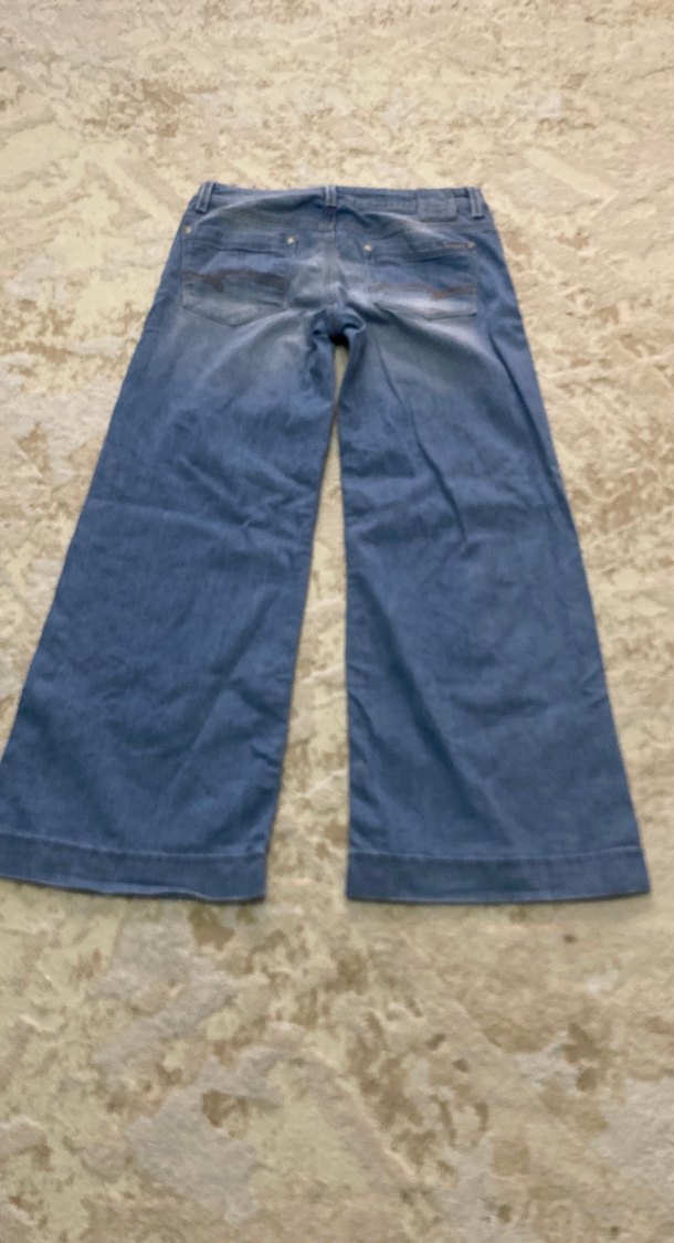 Kadın Mavi Bol Kesim Midi Denim Pantolon - Görsel 4