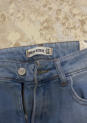 Kadın Gri Mavi Yırtık Salaş Kot Pantolon - Görsel 2