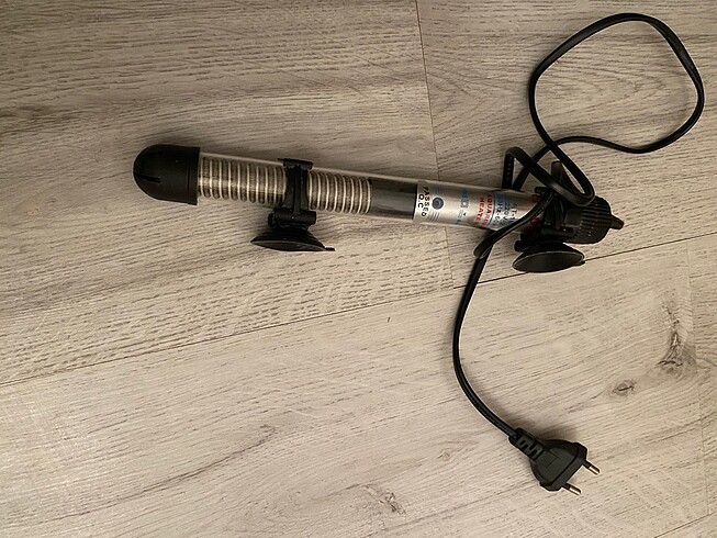 Akvaryum ısıtıcı