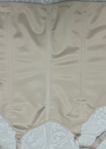 Bej Parlak Korse - Görsel 4