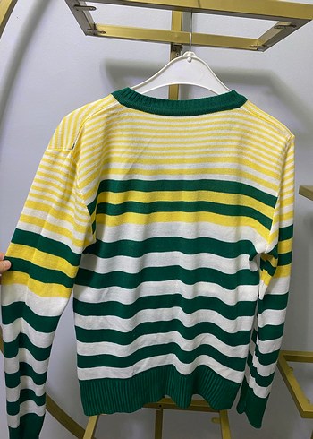 Renkli Çizgili V Yaka Kadın Kazak - Görsel 3