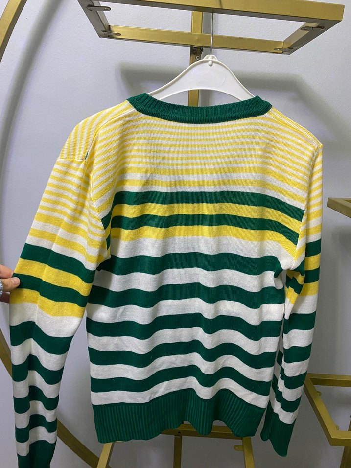 Renkli Çizgili V Yaka Kadın Kazak - Görsel 3