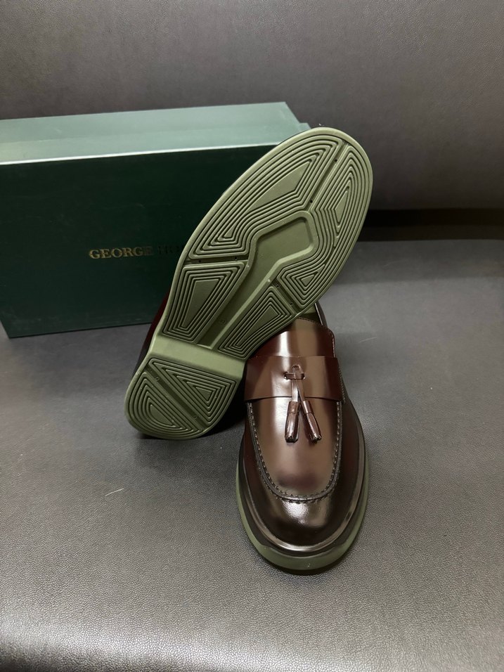 George Hogg - Görsel 3