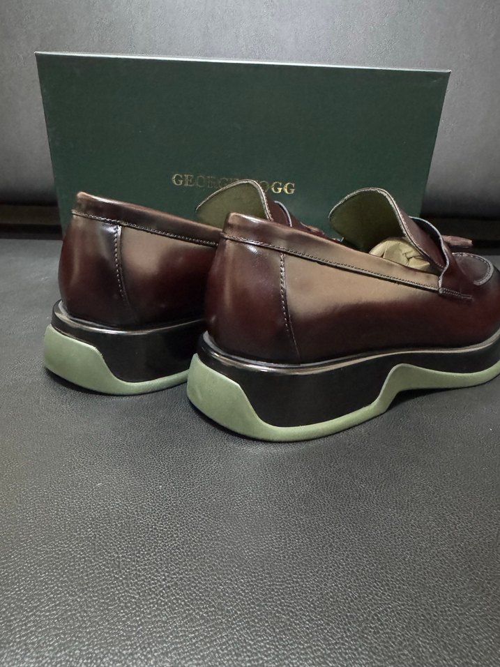 George Hogg - Görsel 5