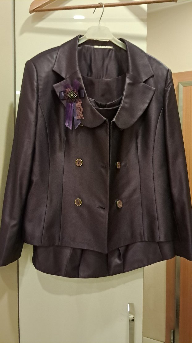 mürdüm rengi Düğmeli Kadın Takım Elbise - Görsel 4