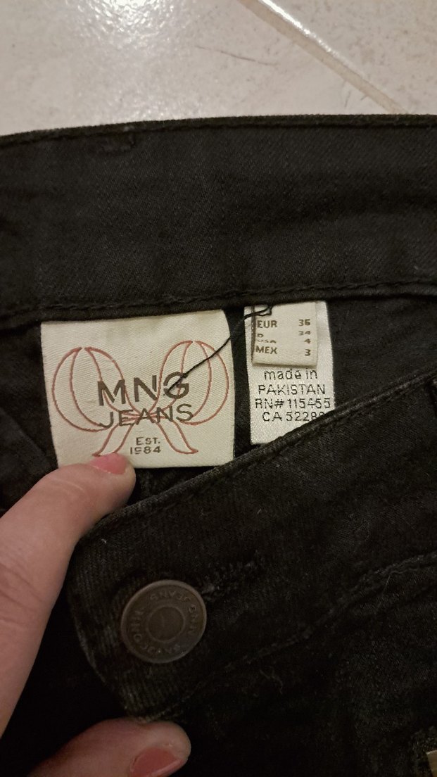 Kadın Siyah Dar Kesim Fermuarlı Kot Pantolon - Görsel 3