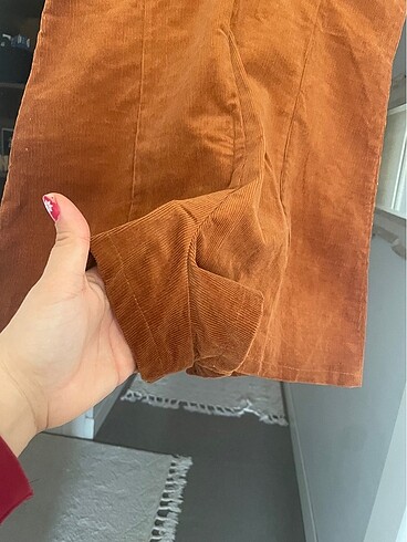 Harika bir şort tulum - Görsel 3