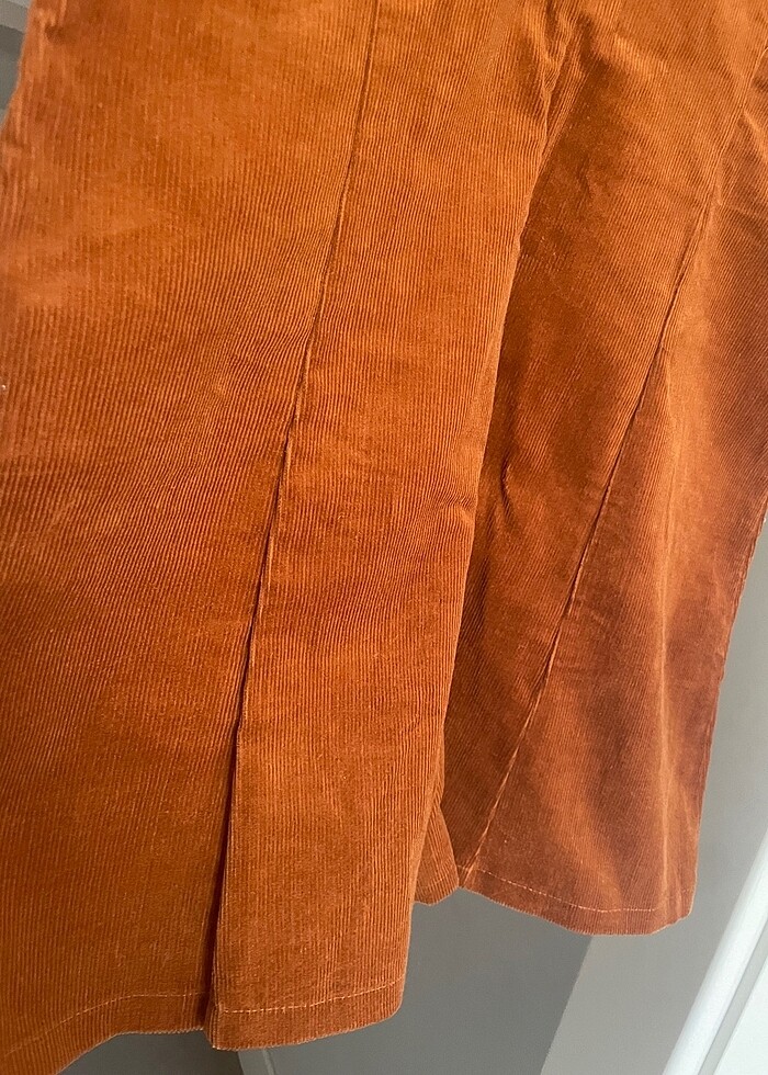 Harika bir şort tulum - Görsel 4