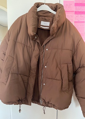 Bershka acı kahverengi şişme mont - Görsel 2