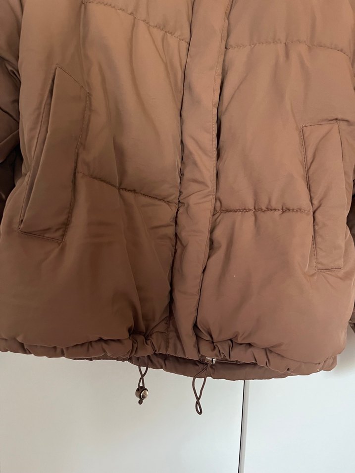 Bershka acı kahverengi şişme mont - Görsel 5