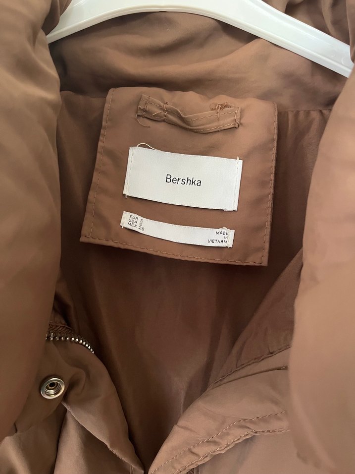 Bershka acı kahverengi şişme mont - Görsel 4
