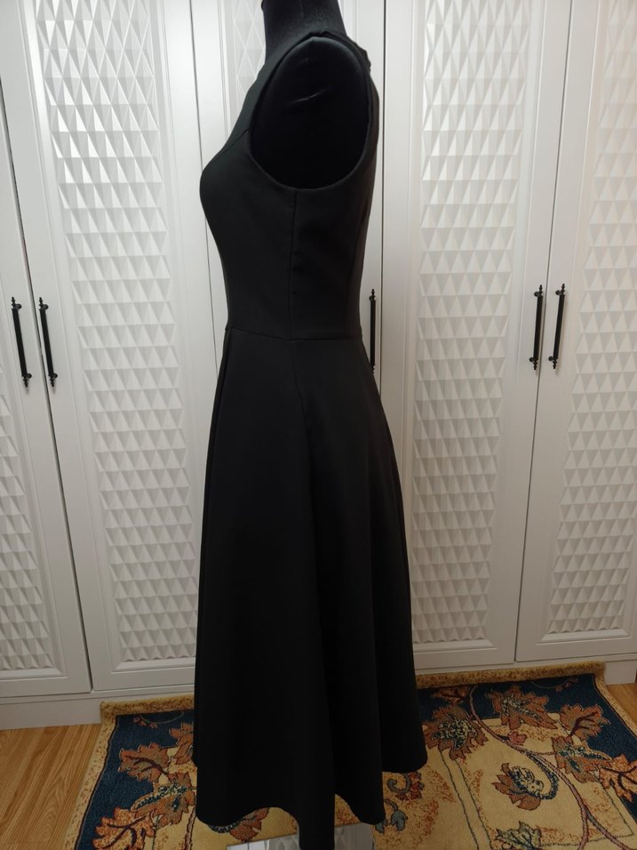 Klasik Siyah Uzun Kollu Elbise - Görsel 4