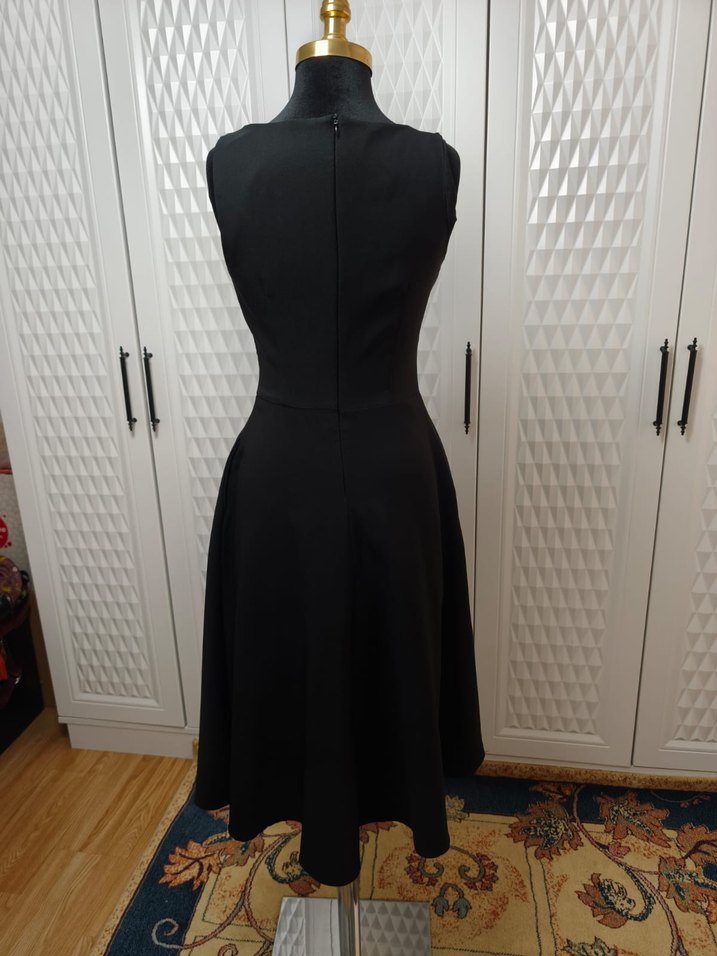 Klasik Siyah Uzun Kollu Elbise - Görsel 2