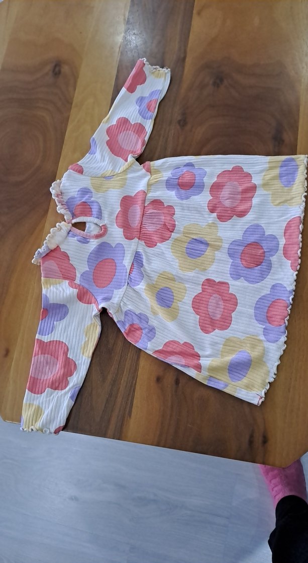 Çiçek Desenli Uzun Kollu Kız Elbisesi - Görsel 2