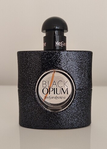 Beden YSL black opium parfüm