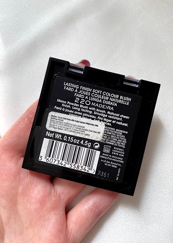Beden Rimmel London Allık