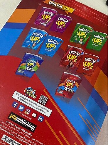 ENGLISH UP 8 EXTREME TEST BOOK